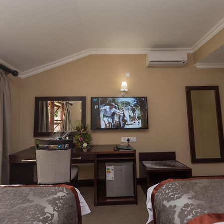 Sunbird Lilongwe Hotel Exterior foto