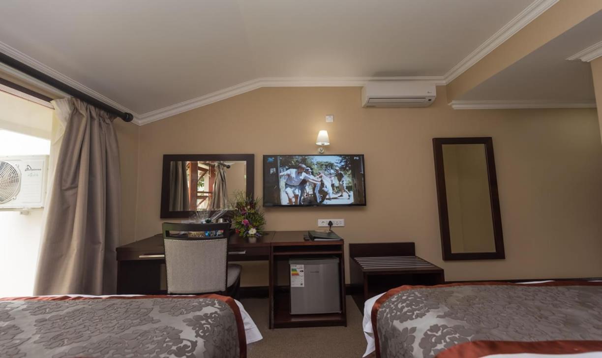 Sunbird Lilongwe Hotel Exterior foto
